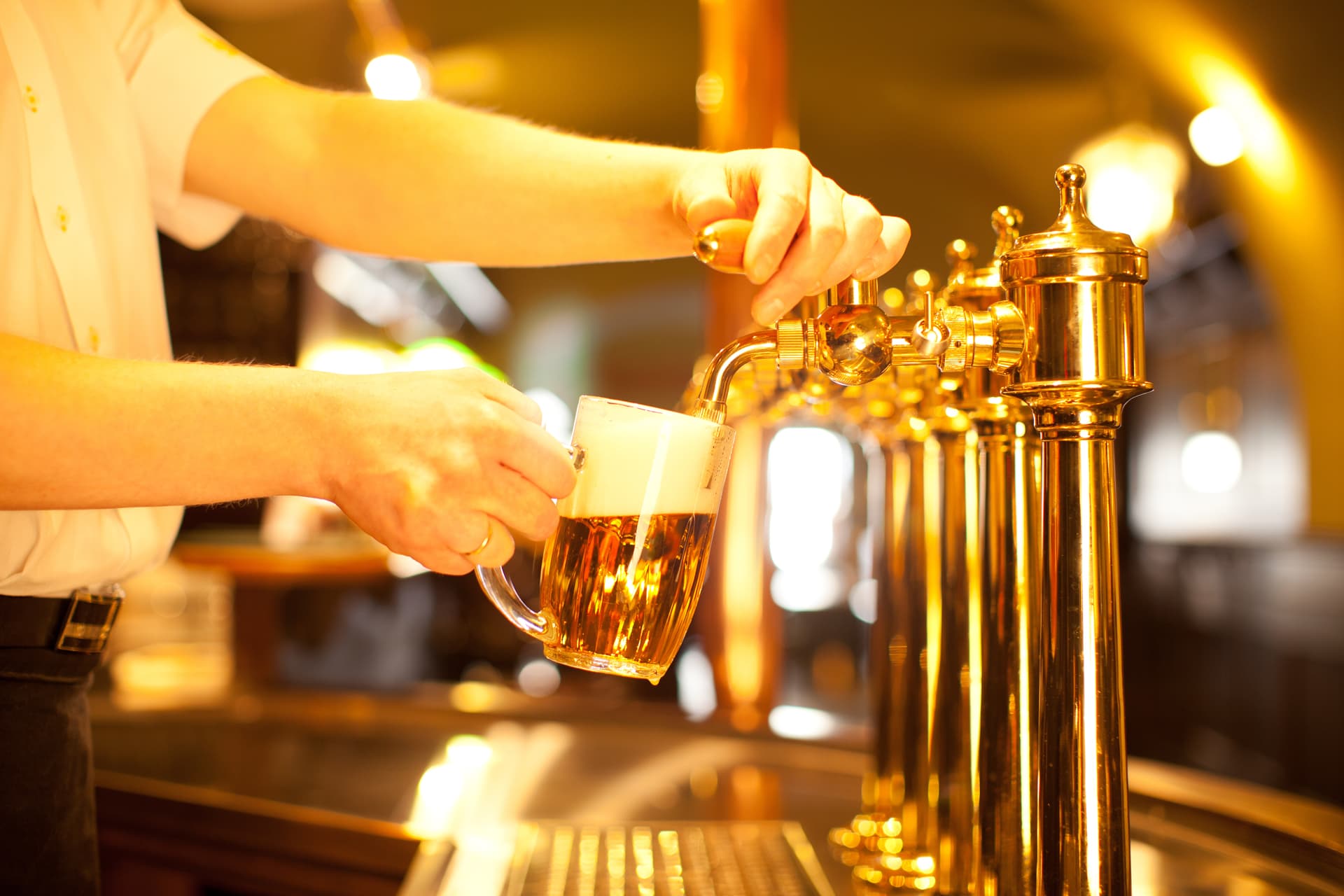 Servicios de Ácrono Beer House | Cervecería en O Porriño